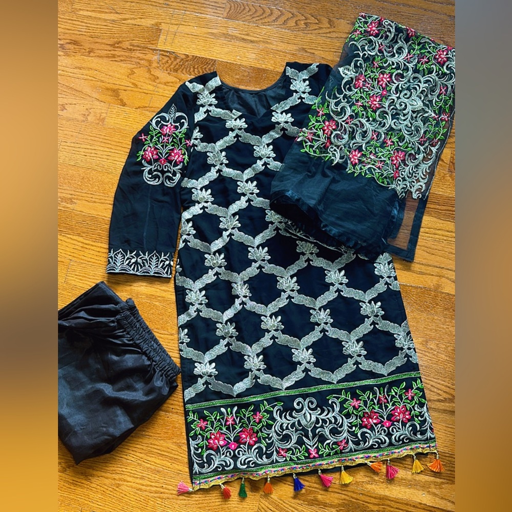 Beautiful Black Dress with Multiple Colors Designs! Never wore.